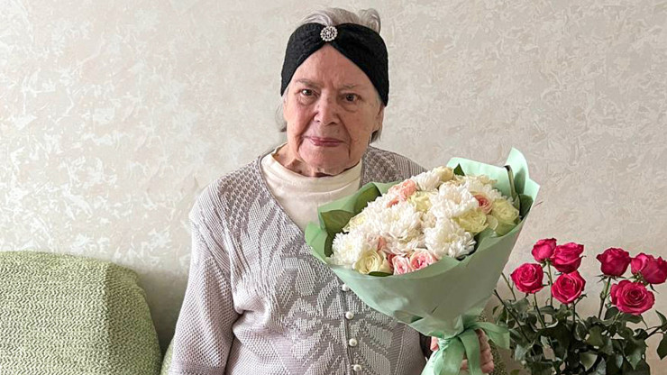 В Твери труженица тыла Анна Козырева отметила 100-летний юбилей - новости ТИА