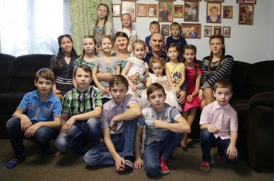 В Тверской области отец 28 детей проголосовал на дому - новости ТИА
